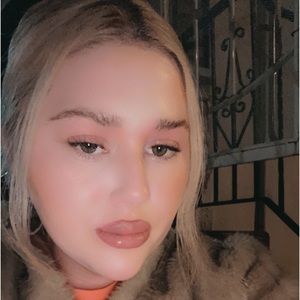 Meet your Posher, Bridgette